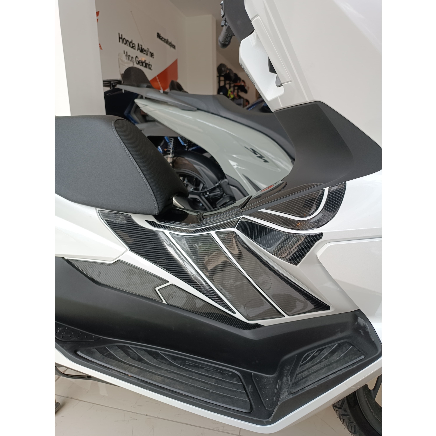 Honda PCX İçin En İyi Tank Padler (2025) – En Çok Tercih Edilen Modeller 