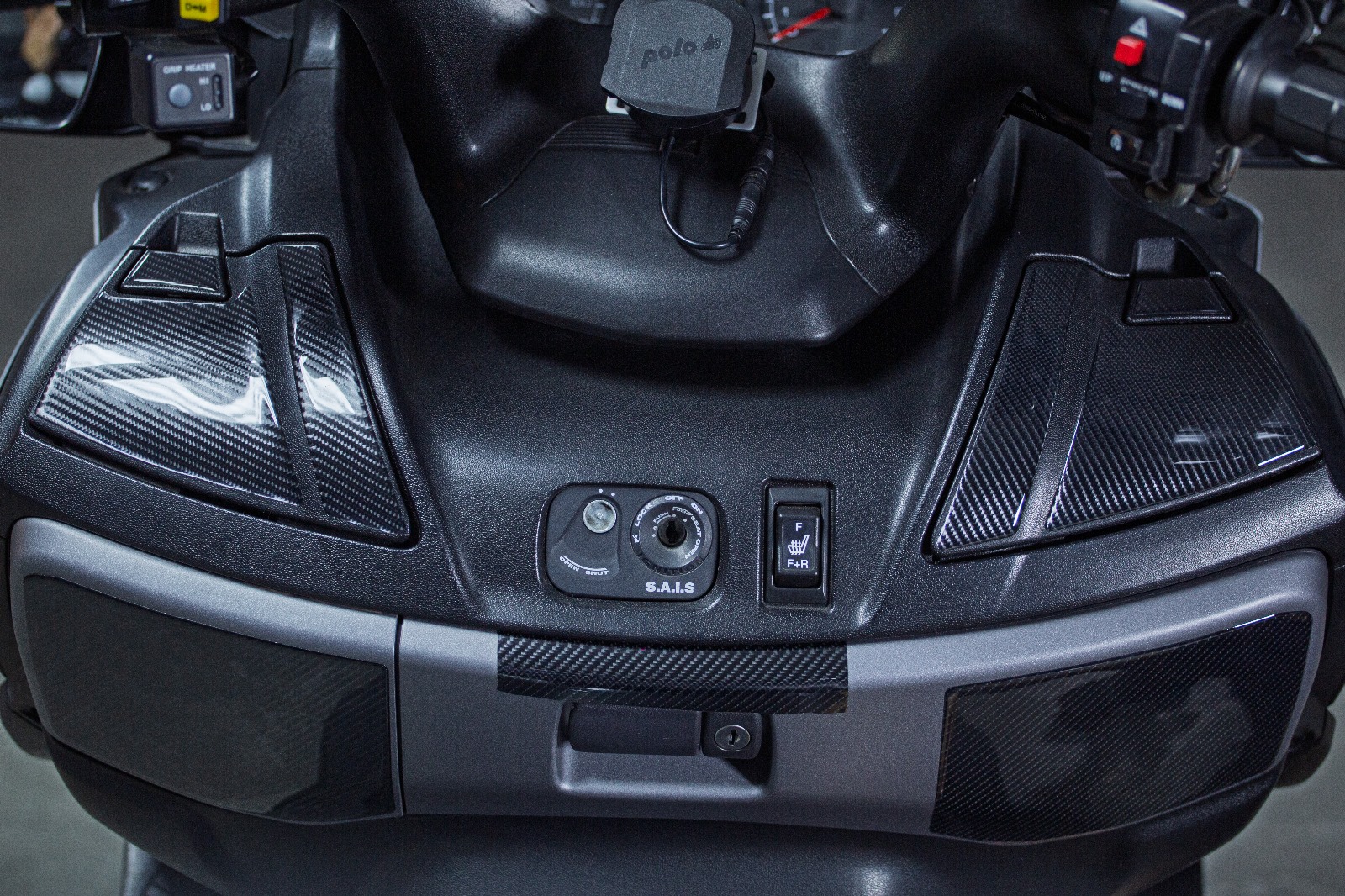 Motorunuzu Korurken Stil Kazanın: Tank Pad’in Gücü