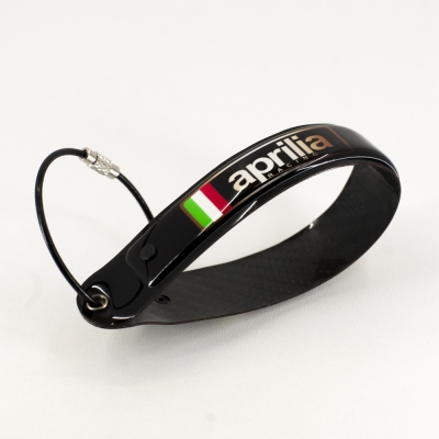 Aprilia Logolu Siyah, 5D Karbon Fiber, Çelik Tel Uçlu At Nalı Anahtarlık