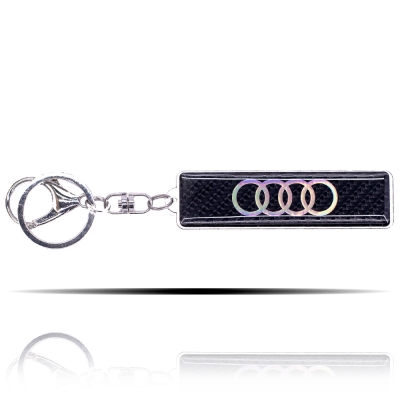 Audi Logolu 5D Karbon Fiber Üzeri Hologram Baskılı Anahtarlık