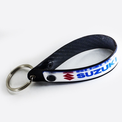 Suzuki Logolu 5D Karbon Fiber At Nalı Anahtarlık