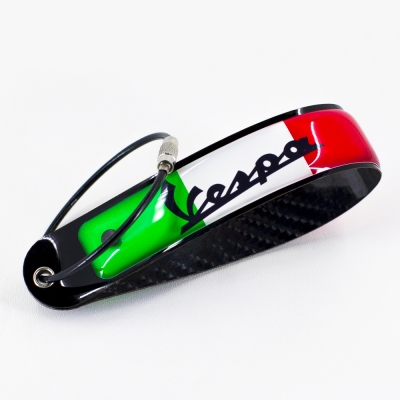 Vespa Logolu, 5D Karbon Fiber, Çelik Tel Uçlu At Nalı Anahtarlık